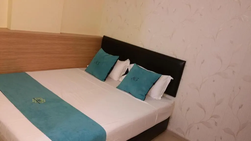 85 Beach Garden Hotel Singapur
