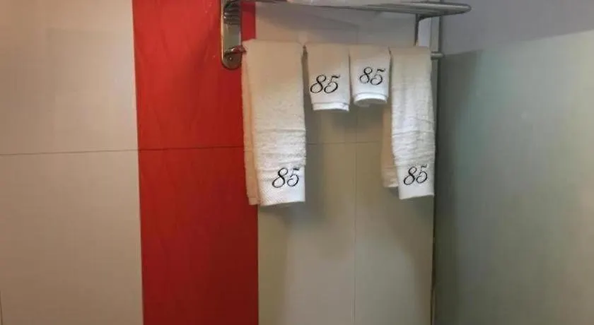85 Beach Garden Hotel Singapur