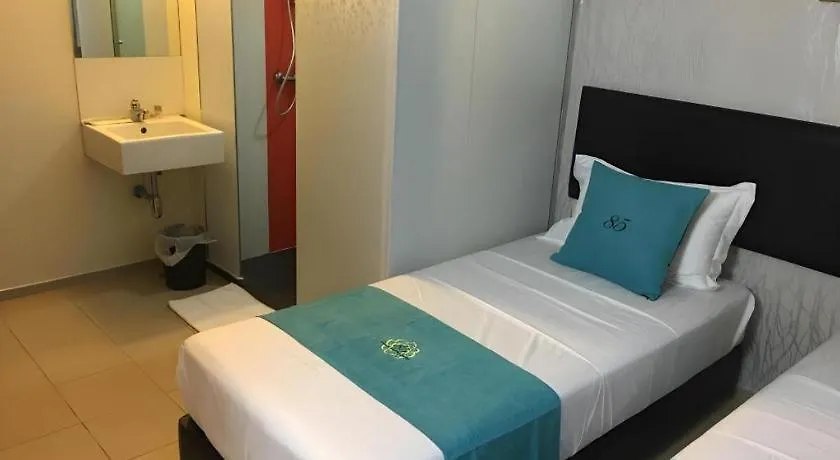 85 Beach Garden Hotel Singapur 2*,